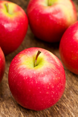 Fototapeta na wymiar Pink Lady apples