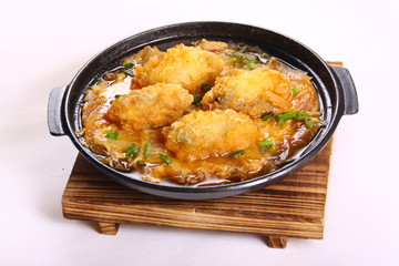 牡蠣フライの玉子とじ