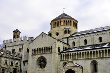 Fototapeta na wymiar Katedra w Trento