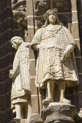 Estatuas en el Monasterio de San Juan de los Reyes, Toledo