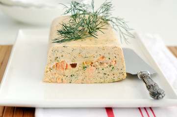 Fresh and smoked salmon terrine