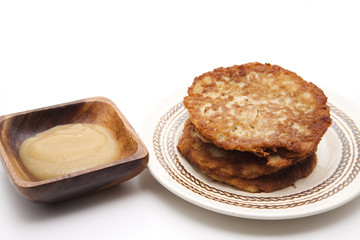 Kartoffelpuffer mit Apfelbrei