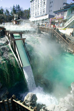 Kusatsu Onsen_Yubatake