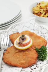 Wiener Schnitzel mit Röstkartoffeln