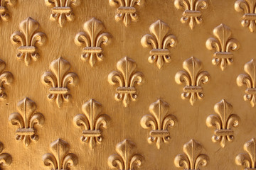 Many Fleur-de-lis