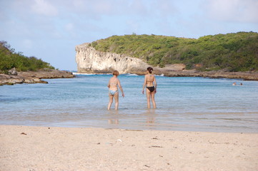 Les femmes à la plage