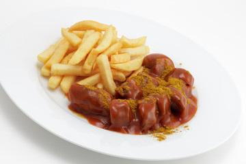 Currywurst mit Pommes frites