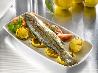 loup de mer grillé - grilled sea bass- spigola alla griglia