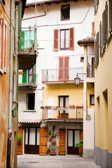 Fototapeta na wymiar Alley in Pisogne Italy