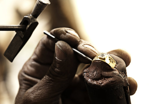 goldsmith making ring