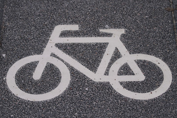 Fahrrad - Piktogramm auf Beton