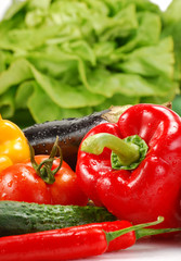 Composition with raw vegetables