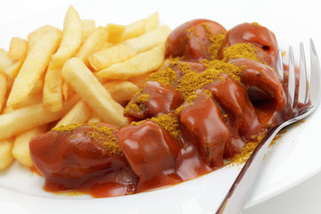 Currywurst mit Pommes frites