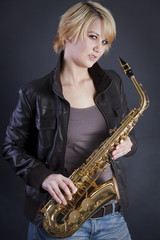 Obraz na płótnie Canvas Saxophonspielerin