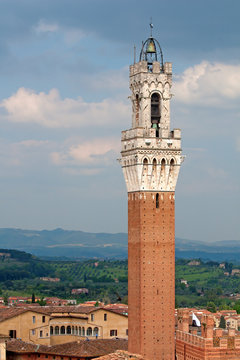 "Torre del Mangia" tower