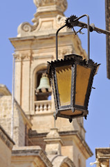 Fototapeta na wymiar Old street light in Mdina, Malta