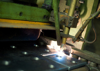 Metal cutting