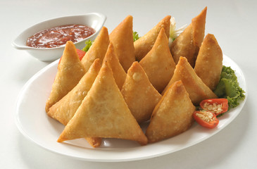 crispy vege samosa