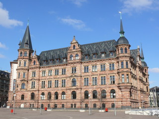 Fototapeta na wymiar Rathaus von Wiesbaden