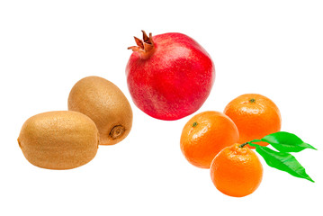 Fototapeta na wymiar kiwi, pomegranate and mandarin isolated on white background
