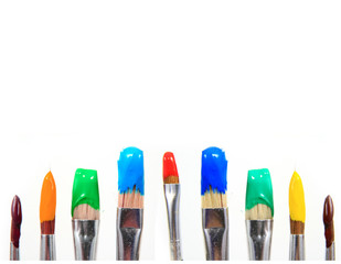 pinsel mit farben
