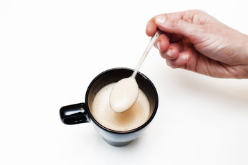 Beviamo un buon cappuccino italiano
