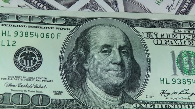 100 Dollars - Money Concept - Turntable