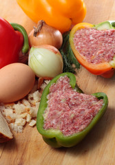 Paprikaschoten mit Hackfleisch