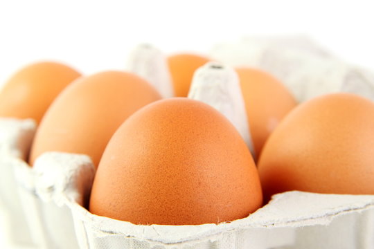 Eier in Eierpackung