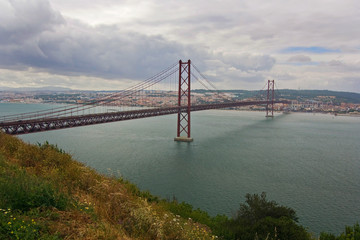 Ponte 25 de Abril