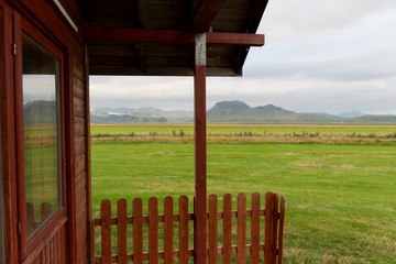 Vista della colline dietro a Vik in Islanda