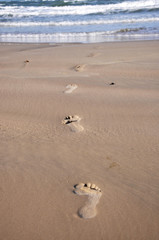 Fussspuren am Strand