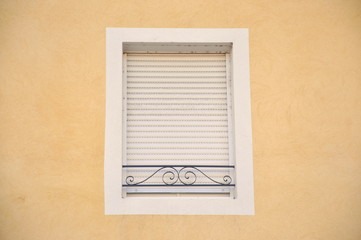façade fenêtre moderne style provence