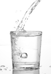 puring water