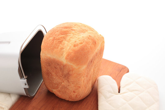 ホームベーカリーで作った食パン