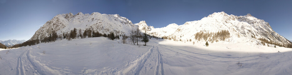 360° winter mountain panorama - obrazy, fototapety, plakaty