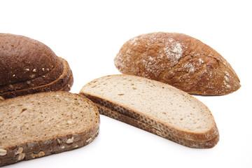 Mehrkorn und Weizenbrot