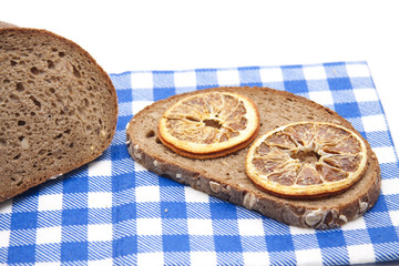 Zitrone auf Brot