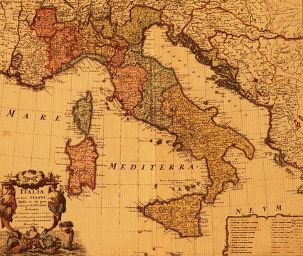 antique map of Italy