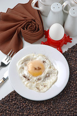 Half Fry Egg with pepper