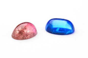 Rot und blau Turmalin Edelstein