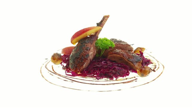 goose with red cabbage and chestnuts
