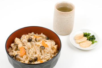 しめじごはん・どんぶり盛り