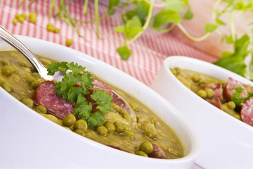 Erbsensuppe
