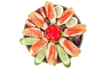 olives salmon and pepper