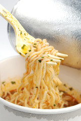 Instant noodles