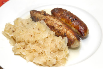 bratwürste mit sauerkraut