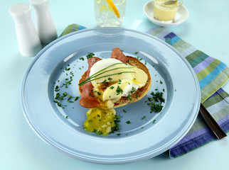 Eggs Benedict