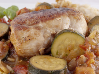 Hühnerbrustfilet mit Gemüse