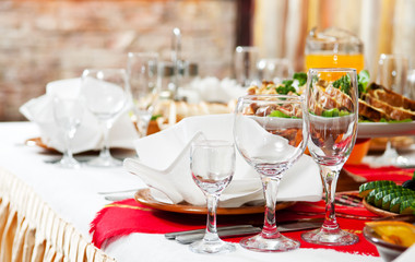 catering food table set decoration